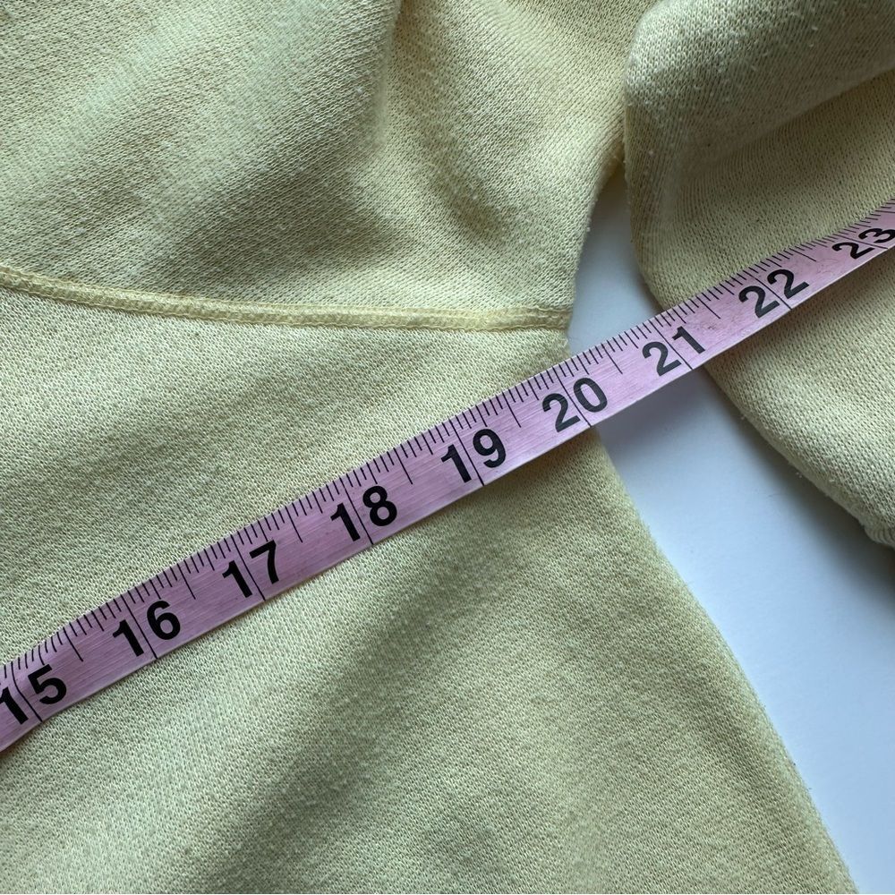 Vintage Sweatshirt with Butterfly Embroidery Women’s Size‎ Medium Yellow - Picture 8 of 11